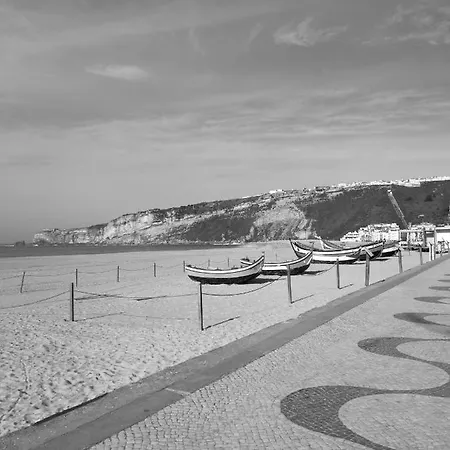 Daire Casa Coracao Nazaré